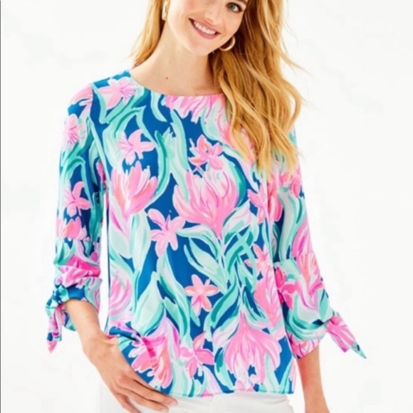 Lilly Pulitzer Tops - Lilly Pulitzer Dream a Little Dream Langston Top